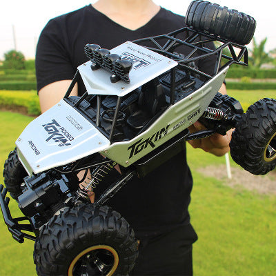 New 4WD RC Cars 2.4G Radio Control RC Buggy High speed Off-Road Trucks Toys