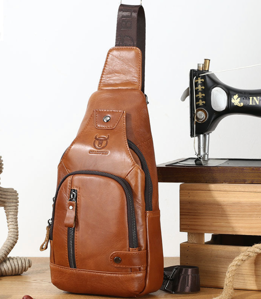 New Captain Cowhide Men Chest Soft Leather Bag