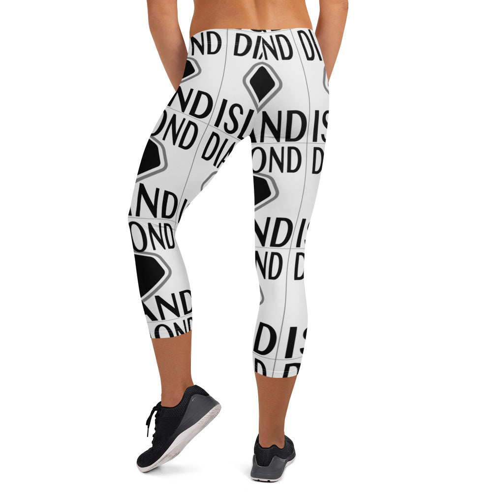 DIAMOND ISLAND  Capri Leggings  White/ Black