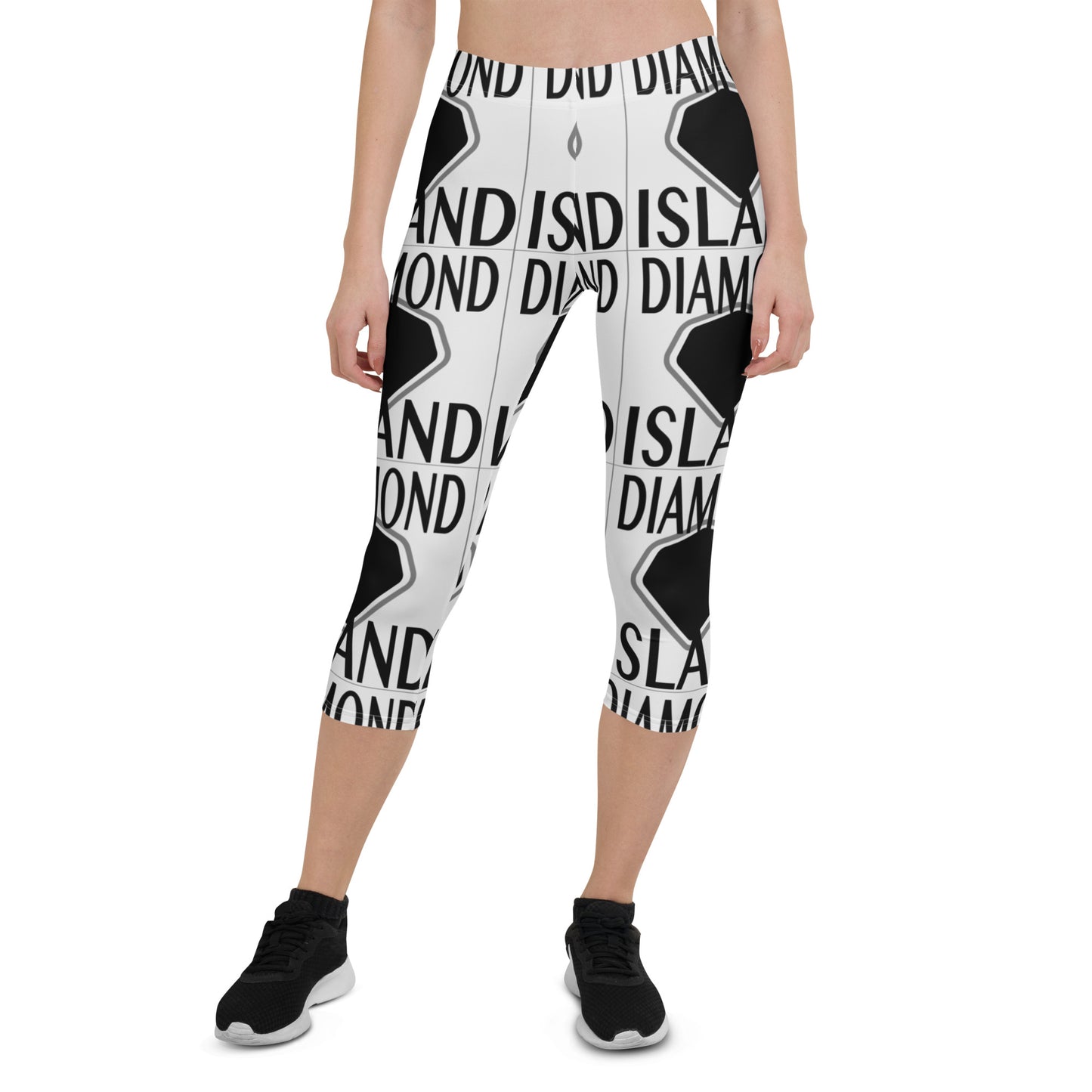 DIAMOND ISLAND  Capri Leggings  White/ Black