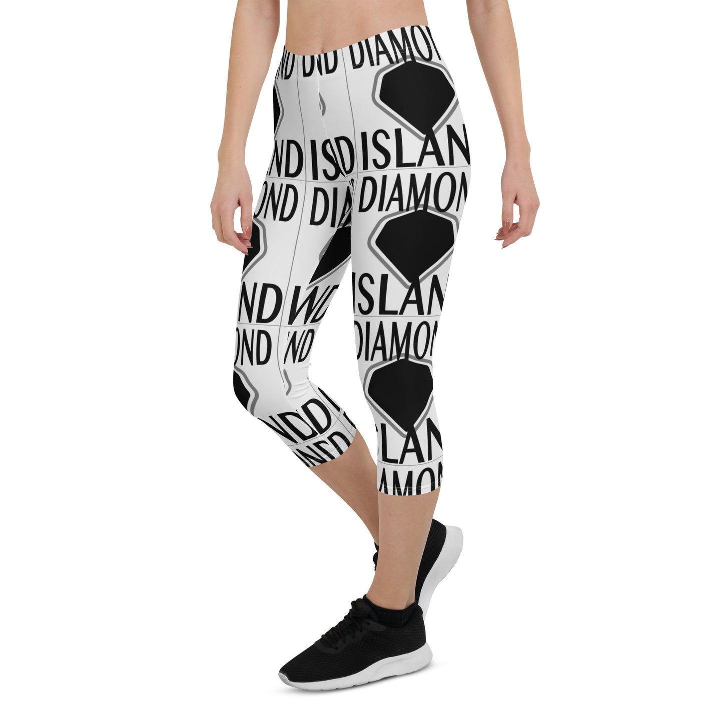 DIAMOND ISLAND  Capri Leggings  White/ Black