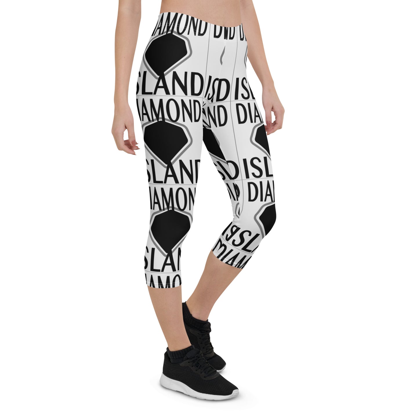 DIAMOND ISLAND  Capri Leggings  White/ Black