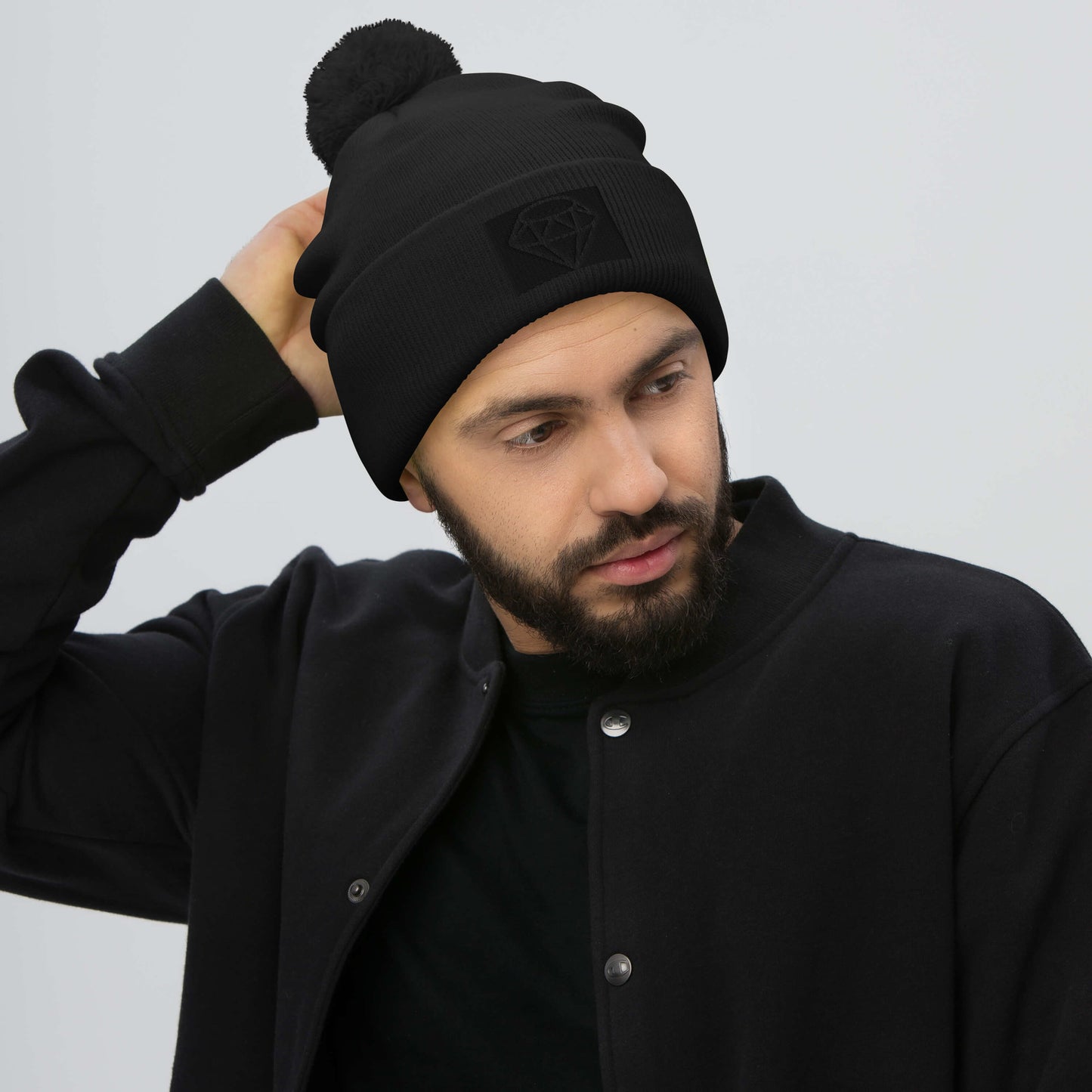 DIAMOND ISLAND  Pom-Pom Beanie